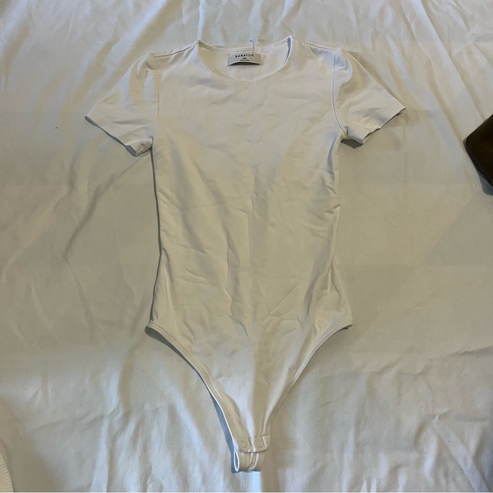 Babaton contour t shirt bodysuit